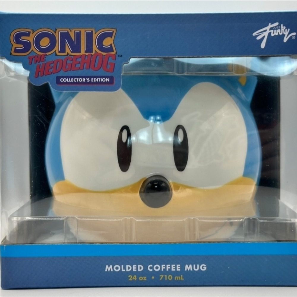 Sonic The Hedgehog Molded Coffee Mug Collectors Edition 24 OZ NIB